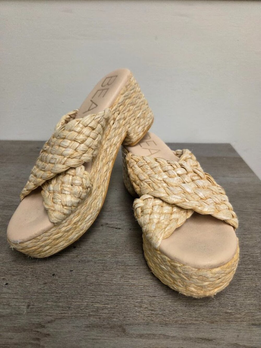 Beach by Matisse Reflection Sandals Womens 8 Natural Raffia Braided Platform